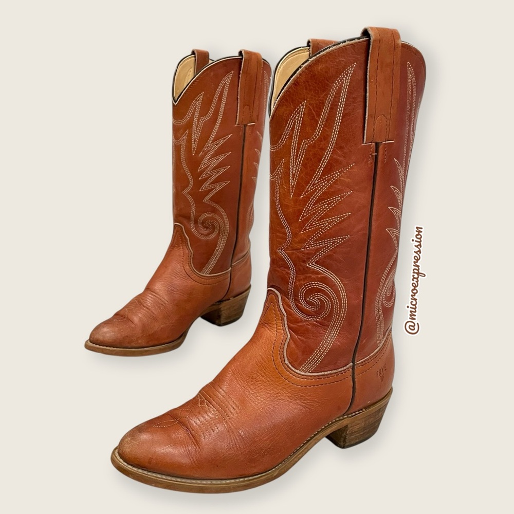 VINTAGE 1990s Frye Brown Tan Leather Pull On Low Heel Western Boho Cowboy Boot - Picture 16 of 16